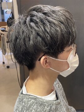 トンネルヘアー(Tunnel hair) 2ブロ刈上げマッシュ3