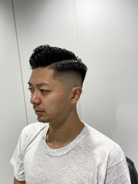 ミナミ(MINAMI) 七三フェードスタイル　国分寺