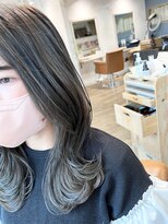 マカナ(makana)&nbsp;韓国風くびれレイヤー