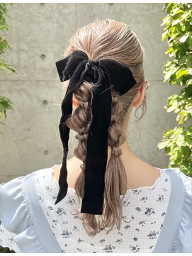 ピークアブー 原宿ハラカド(PEEK-A-BOO) ヘアセット ヘアアレンジ お呼ばれヘア 編みおろしポニー