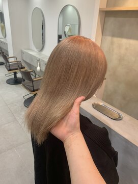 エマ 日吉(emma) 【emma小濱】ダブルカラーで叶うミルクティーベージュ