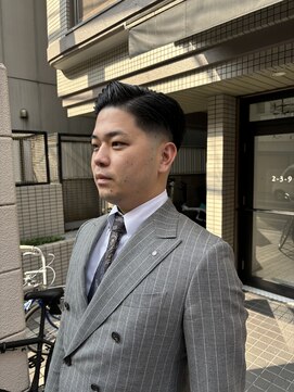 ウェルネス(Wellness) サイドパート　スキンフェード14