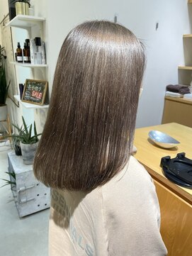 ラヴェストバイフレイスウェル(LOVEST by frace well) greige color