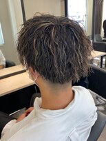 スターズレイ 本川越(STARS ray)&nbsp;ツイストパーマ 束感 ツーブロック ハイライト ブリーチ 束感