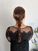 グルス(GruS)&nbsp;お呼ばれヘアアレンジ タイトアレンジ
