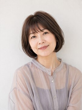 エクラ 名東店 オトナシンプルボブ ナチュラルブラウンカラー