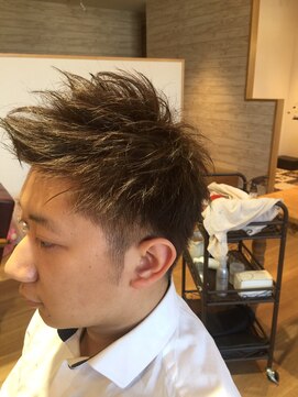 オトヘアー(oto hair) アップバング刈り上げショート2ブロック