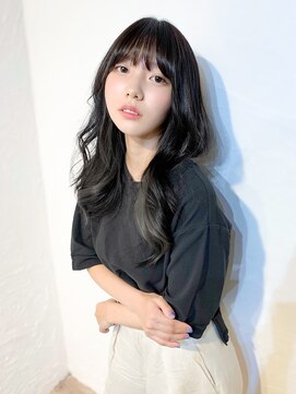 ミッシェル アフロート(michelle afloat) ◇シースルーぱっつんのインナーカラーロング.ヨシン巻き