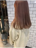 ピンクベージュ