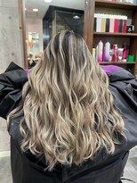 ラフ(LAFF)&nbsp;#黒髪#ボブルフ#ネビージュ#小顔#ワンレン