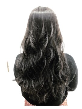 エヌプラス(N+) 黒髪グラデヘアーオリーブグレー小顔に見せるヘアココアベージュ