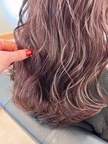 リュクスバトーバイトリコ 船橋南口店(Luxe BATEAU by tricot) ラベンダーピンク