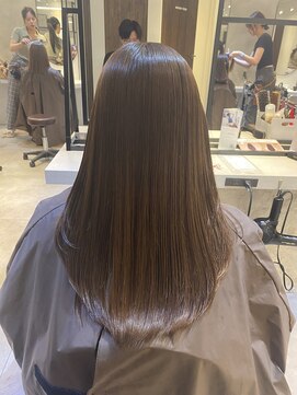 ジーナ 銀座中央通り(Zina) 【zina銀座中央通り】レイヤー×髪質改善トリートメント