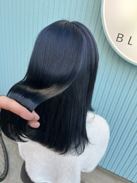 アン ブリーチ(UN BLEACH) 【ブリーチカラー】ネイビーブルー♪