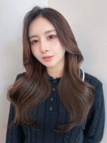 アルバム 新宿(ALBUM SHINJUKU) ロングくびれヘア顔周りレイヤー韓国ヘアおくれ毛_F0625