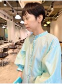 ミニボブ  刈り上げショート　オン眉ショート　ショートカット