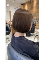 リーク(LEEK)&nbsp;40歳からの白髪ぼかしツヤツヤボブ！まとまり抜群です！