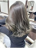 レイヤーカットオリーブグレージュイルミナカラー20代30代堺東