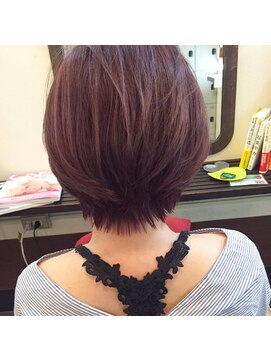 ヴィークス ヘア(vicus hair) 「ローズピンク」×マッシュショート