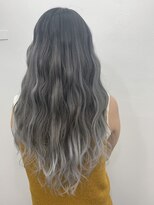 トロニー(TLONY) 渋谷TLONY エクステホワイトグラデーション