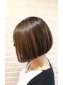 アボックス(abox)&nbsp;前下がりボブ。ツヤツヤカラー。