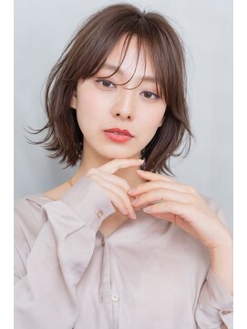 ロロ(ro-ro) フレンチボブ/ハンサムショート/エッジショート/黒髪/