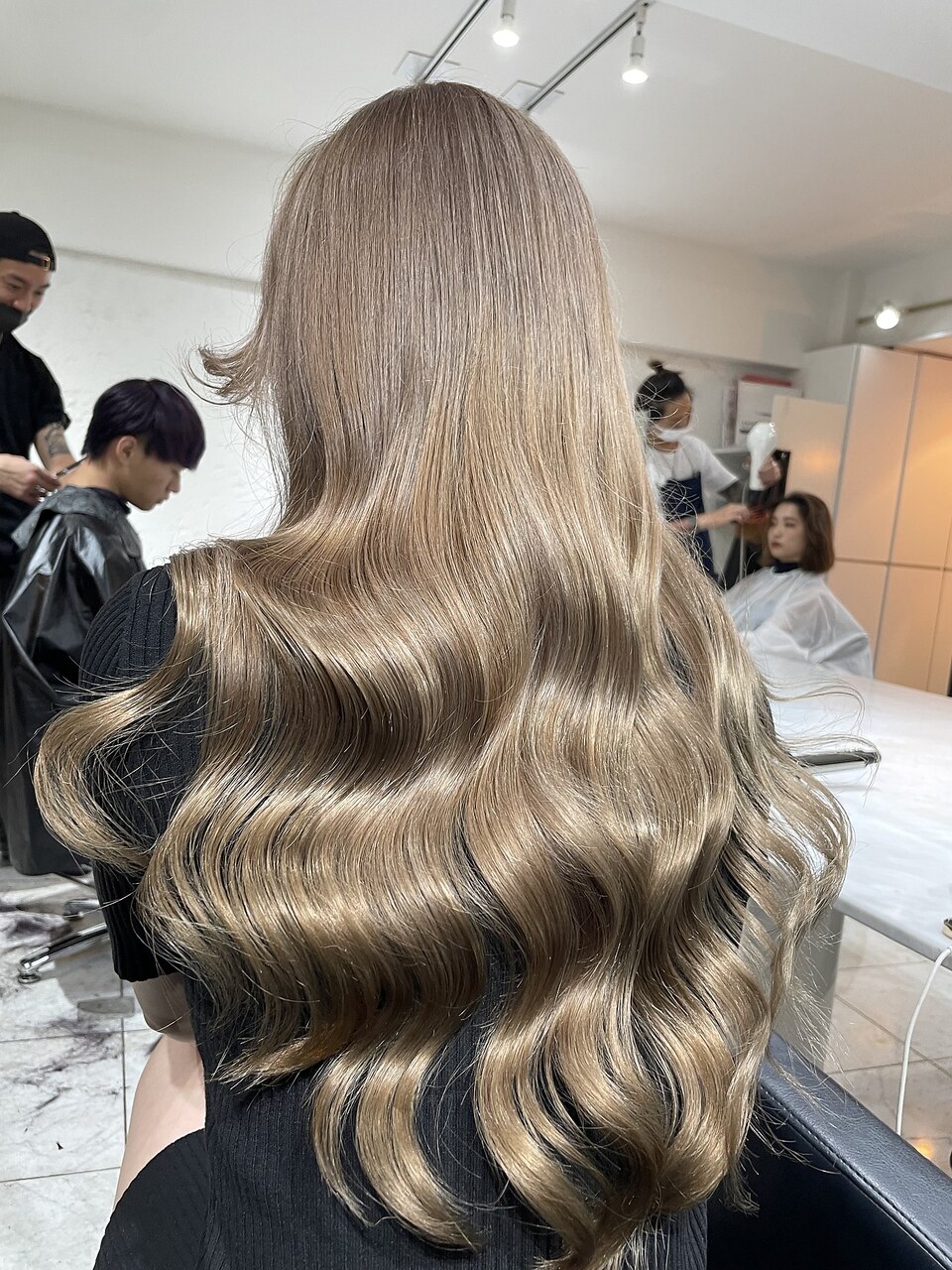 BLend渋谷】髪質改善 艶髪 ハイライトカラー:L184664955|ブレンド BLend渋谷】髪質改善 艶髪 ハイライトカラー:L184664955|ブレンド