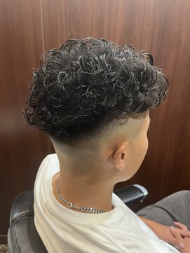 ヒロギンザ 池袋東口店(HIRO GINZA) スキンフェードスパイラルパーマ