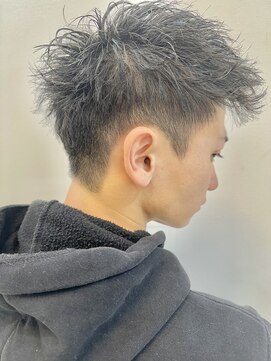 ロミーオム 本厚木(ROMMY. Homme) ツーブロック刈り上げツイストパーマアップバングメンズヘア