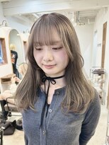 マニア(mania.)&nbsp;オリーブグレージュくすみベージュモカブラウン透明感カラー