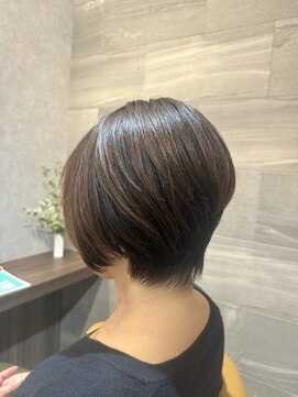 ラフ 所沢西口店(LAF.) 前下がりショート