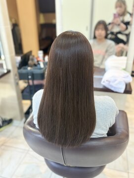 アルターリアン(aL ter LieN) 【オリーブグレージュ】