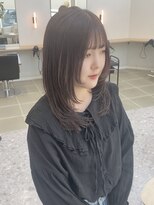 セラ(SERA)&nbsp;ミディアムレイヤー/レイヤーカット/レイヤースタイル