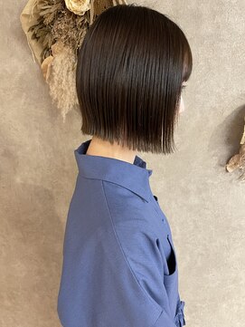 ナイト(KNIGHT) 切りっぱなしボブ/ボブスタイル/ボブ