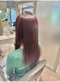 小顔レイヤーロブヘアウルフカットブリーチなしチェリーレッド