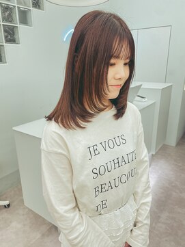 ミッシュバイアーバン(misch by urban.) レイヤーカット/ミディアム/小顔にみせるヘア 【堀 春菜】