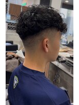 ハーツ バイ レックス 中野(HEARTS by rex)&nbsp;スペインカール/スキンフェード/中野駅