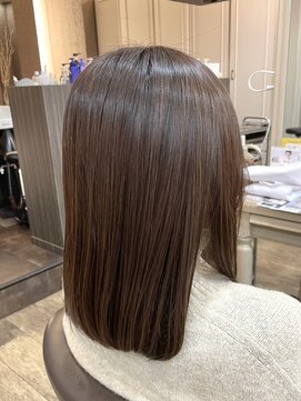 アルターリール(aL ter Rire) クラゲヘアー/小顔/ココアベージュ/オリーブグレー/中村