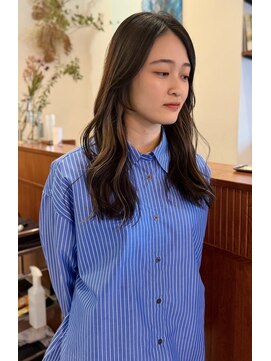 エラ(Ella) イヤリングカラー