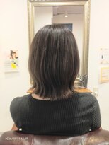 ヘアー グリーン(hair green)&nbsp;30代40代50代/ナチュラル外ハネレイヤーロブ