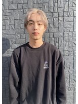 レフ(LEF)&nbsp;ホワイトベージュ／メンズヘア／ハイトーン