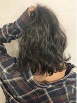 ヘアースタジオ アール(Hair Studio R) 艶トレンドカラー_無造作なラフカール