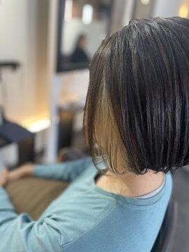 ロンド(Le rond) 赤みをなくしたインナーカラーボブ