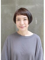 カエルムアヴェダ(CAELUM AVEDA)&nbsp;ナチュラル × 短かめ前髪ショートボブ