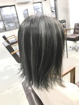 ビビッド(Vivid) コントラストハイライトカラー