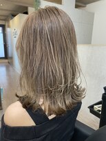 スターズ 渋谷(STARS)&nbsp;レイヤーカット/小顔カット/まろやかベージュ