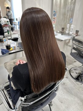 フィグバイアルテフィーチェ(fig by artefice) 切りっぱなし×髪質改善etraトリートメント