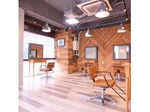 コル アサヒカワ(col asahikawa)の雰囲気（落ち着いた店内）