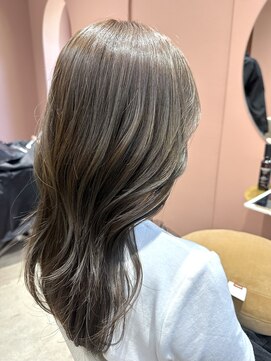 アイニティ 緑地公園(Inity) 艶々オリーブグレージュ