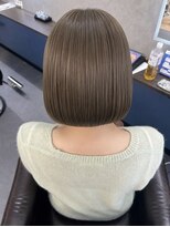 バイ ユア オウン フラワーズ コロン カバ 松本駅前(buy your own flowers : kava)&nbsp;【松本市】大人かわいいボブブリーチなしダブルカラーオリーブ